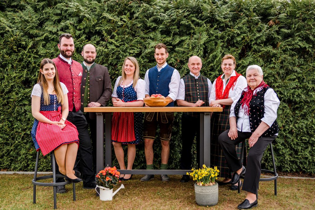 Tröpolacherhof Familienfoto
