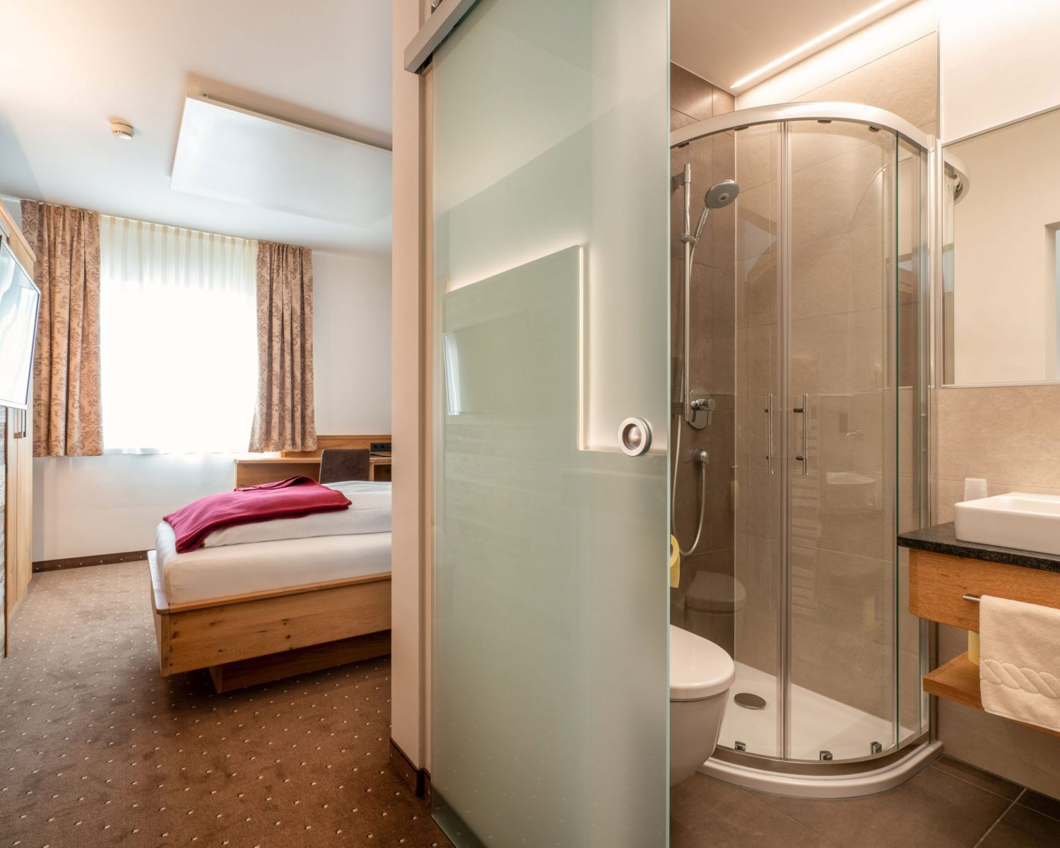 Tröpolacherhof Einzelzimmer Bad Zimmer